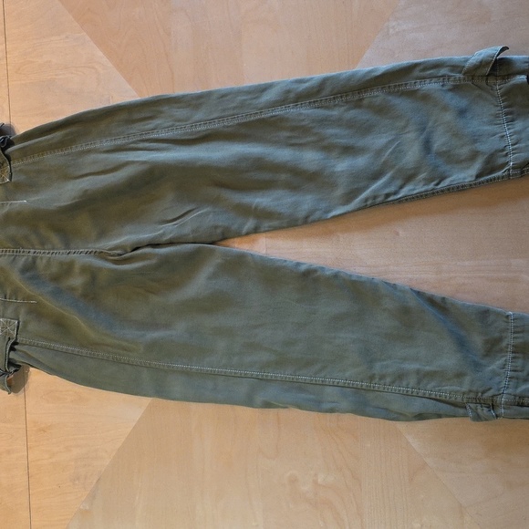 Anthropologie Jackson Army Green Tapered Utility Cargo Pants. Size 2 - Picture 7 of 9